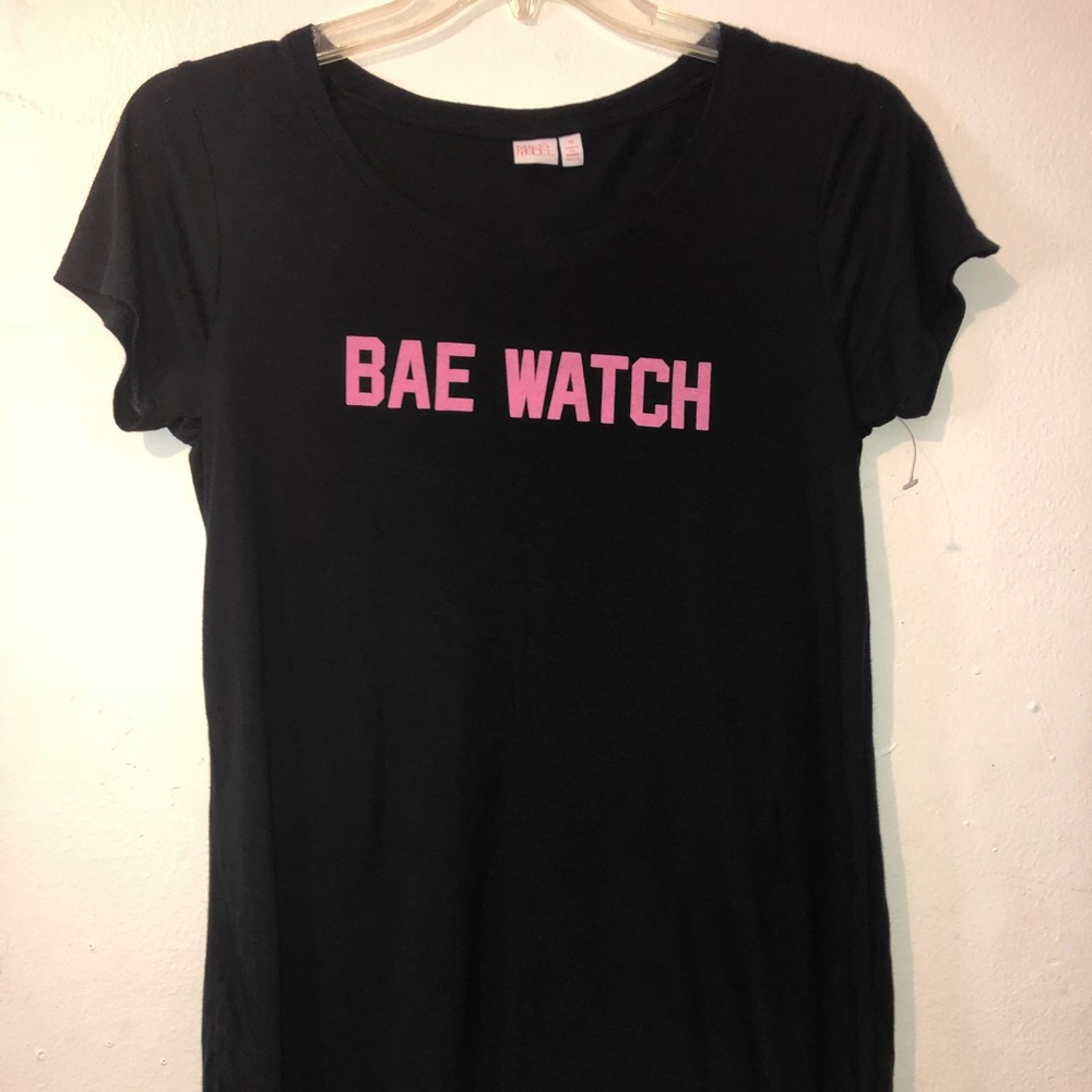 Cute graphic shirt